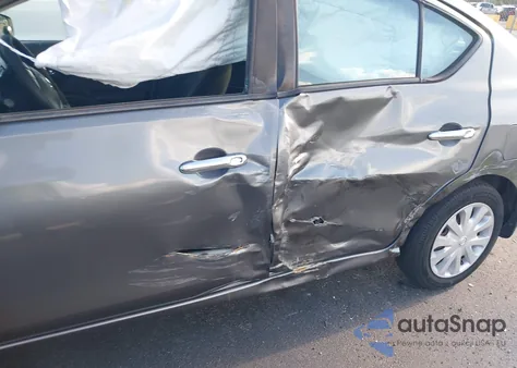 2016 Nissan Versa 1.6 Sv z USA, uszkodzony, nr VIN 3N1CN7AP6GL910366